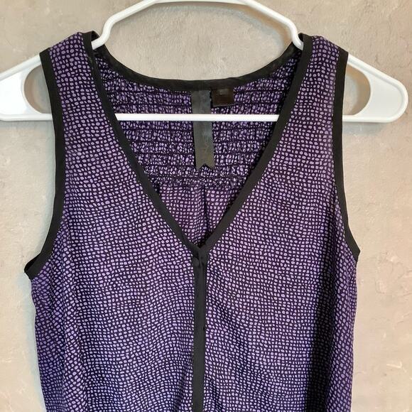 PETTICOAT ALLEY Purple Lightweight Button Up Sleeveless Blouse Size Small - Picture 2 of 6